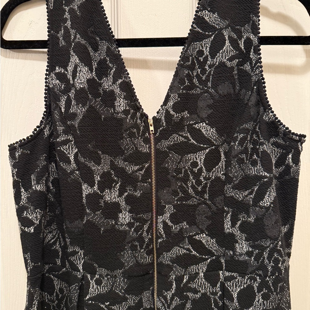 She & sky black & grey Vneck dress 1XL pleated skirt cotton rayon 1XL 19”wide - Picture 6 of 7